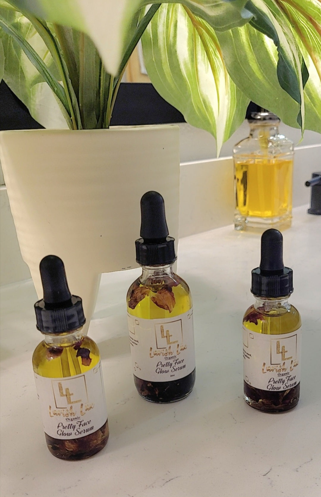 Pretty Face Glow Serum